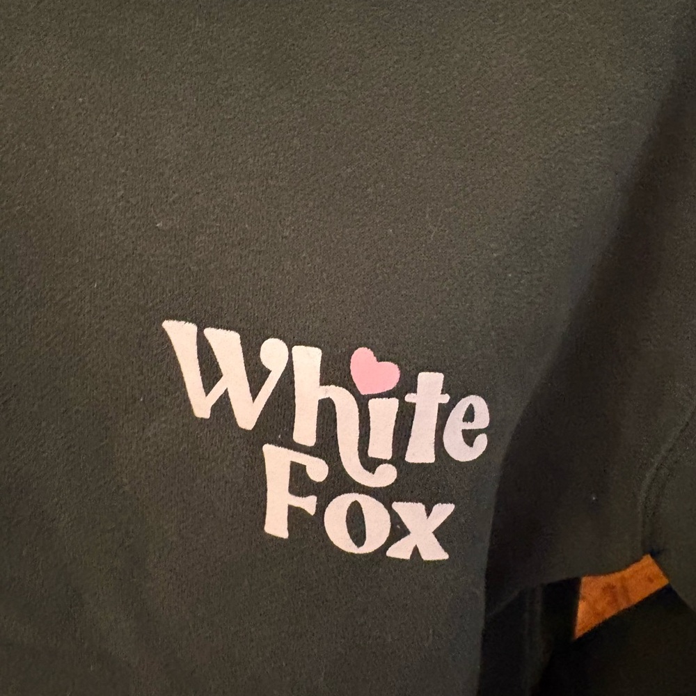 White Fox
All You Need Is Love Hoodie Forest Green, size XXS-XS, USED - Picture 3 of 16